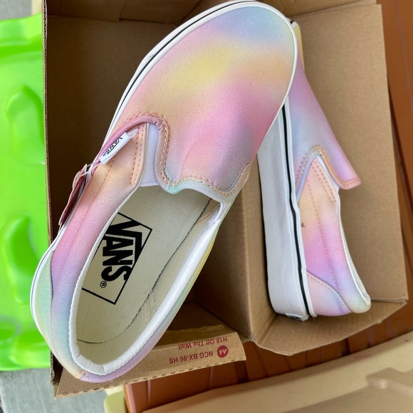 Aura Classic Slip On Vans NWB - Picture 5 of 5